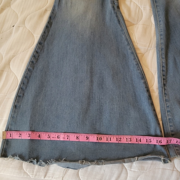 Free People Just float on flare jeans 27R - Picture 5 of 6